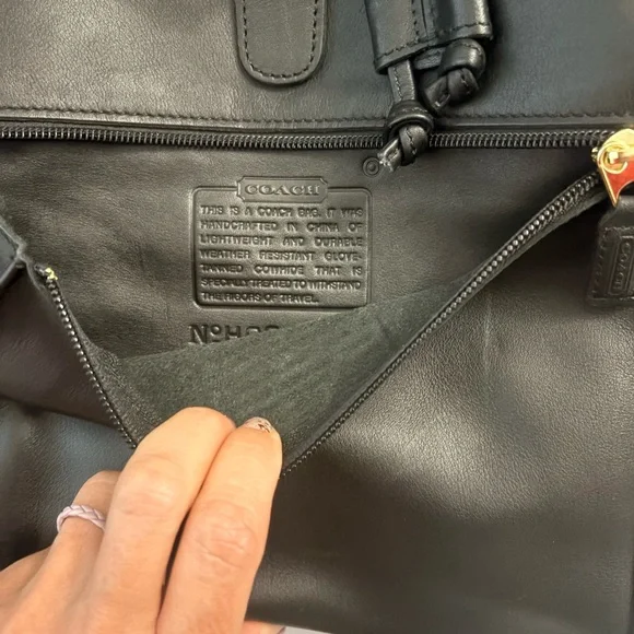 Coach Black Leather Bag with Gold Accents - LIKE NEW - Picture 4 of 5